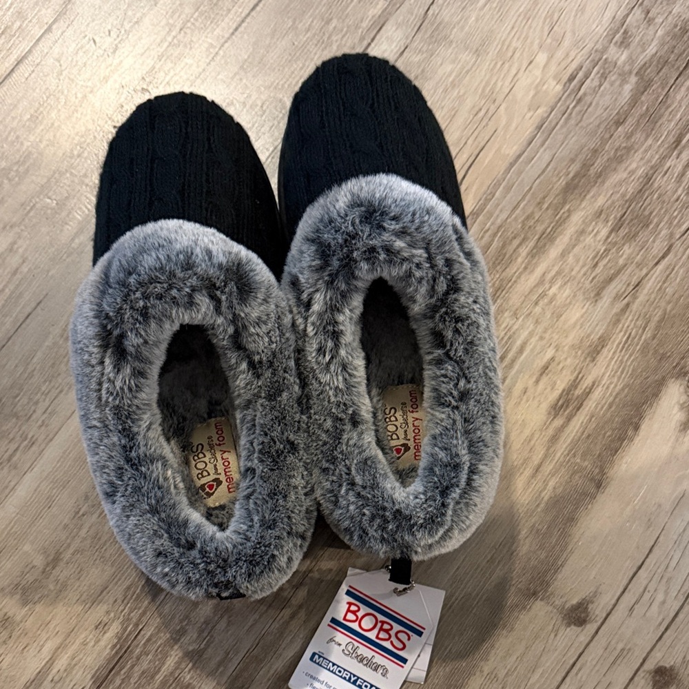 BOBS from Skechers Black Knit Slip-On Slippers with Gray Faux Fur - Picture 2 of 3